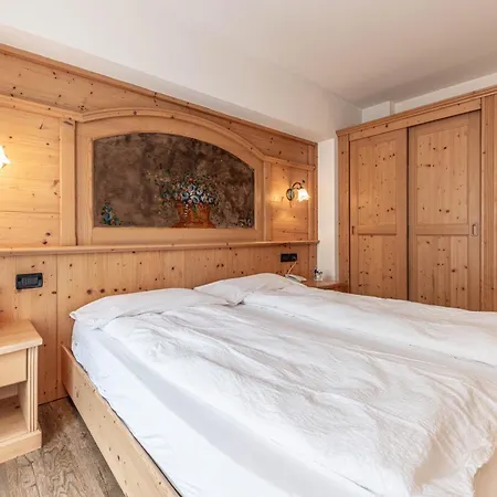 Siror Hotel